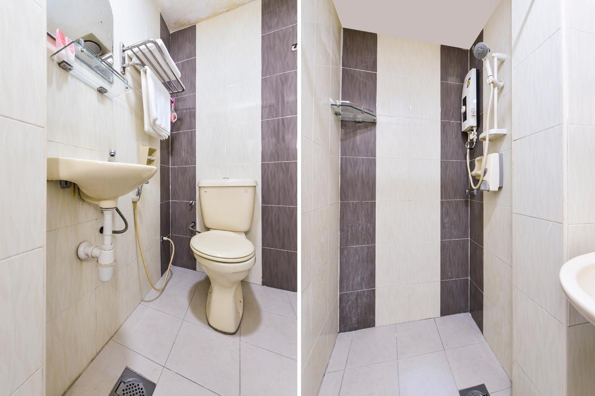 Super Oyo 90562 J Hotel Pj Петалинг Джая Екстериор снимка